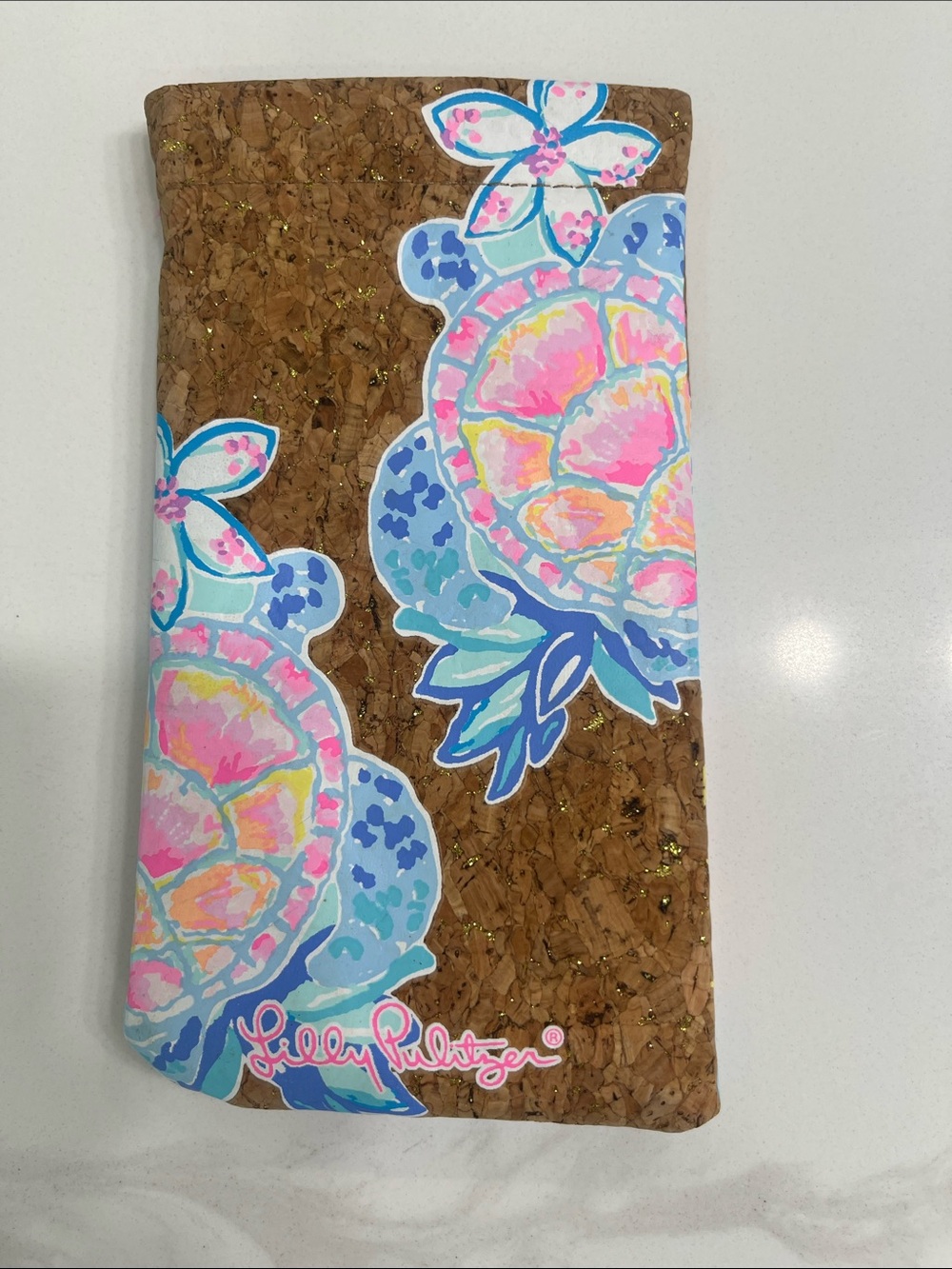 Lilly Pulitzer  Cork Sunglasses Sleeve with Pink & Blue Floral Turtles